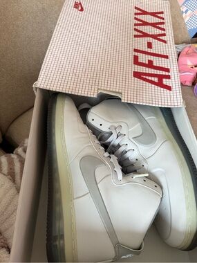 Nike Men’s White and Light Gray Mid-Top Sneakers